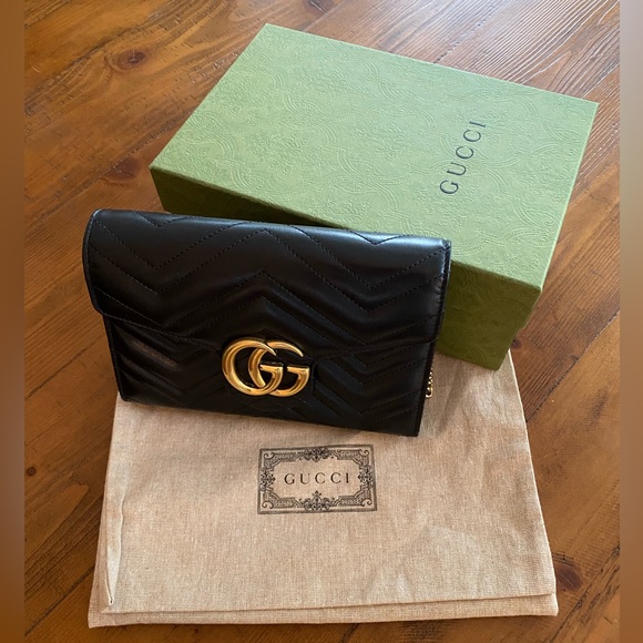 Gucci GG Marmont matelassé mini bag - Picture 9 of 9
